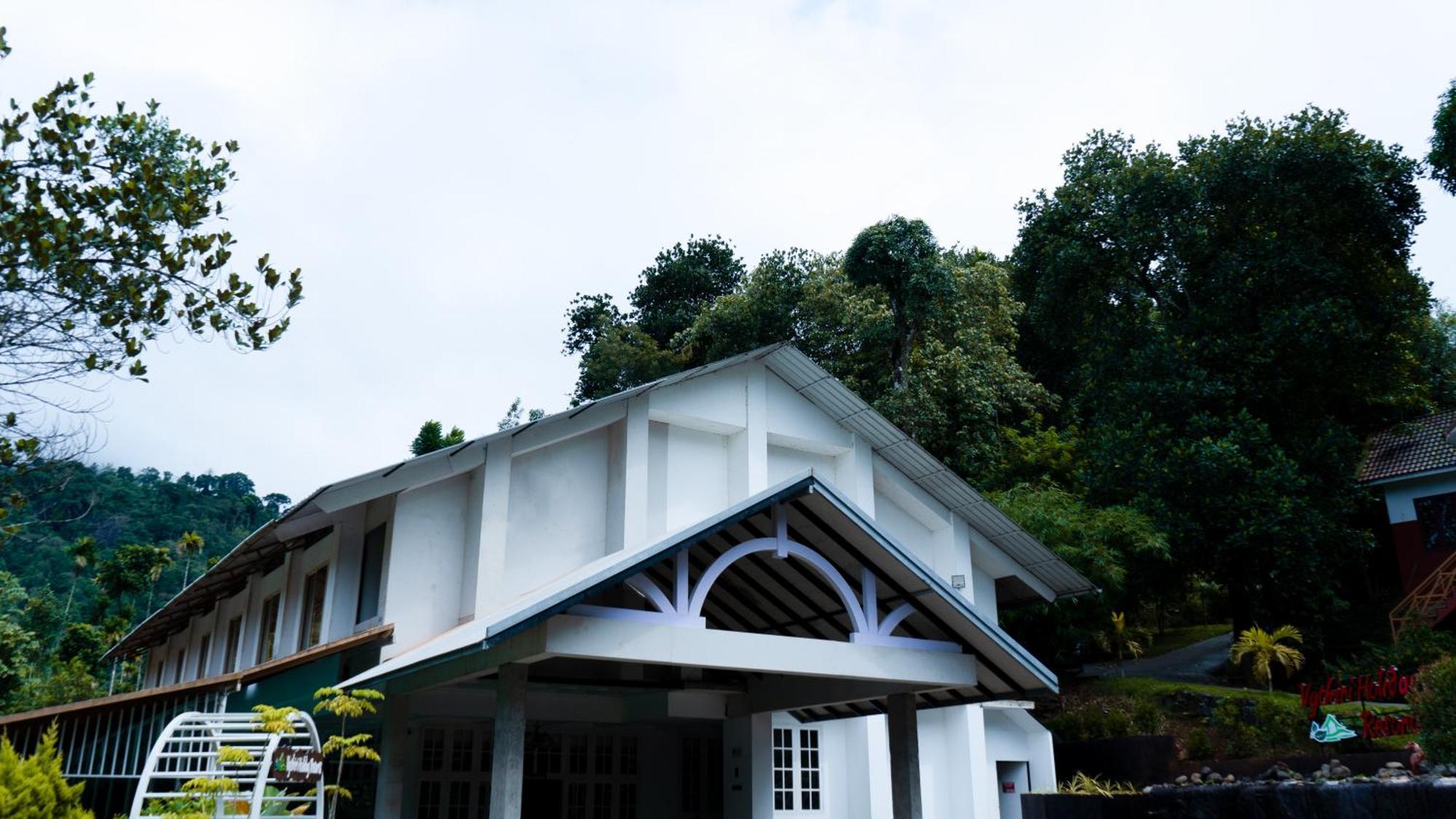 Vythiri Holiday Resort, Wayanad Exterior foto