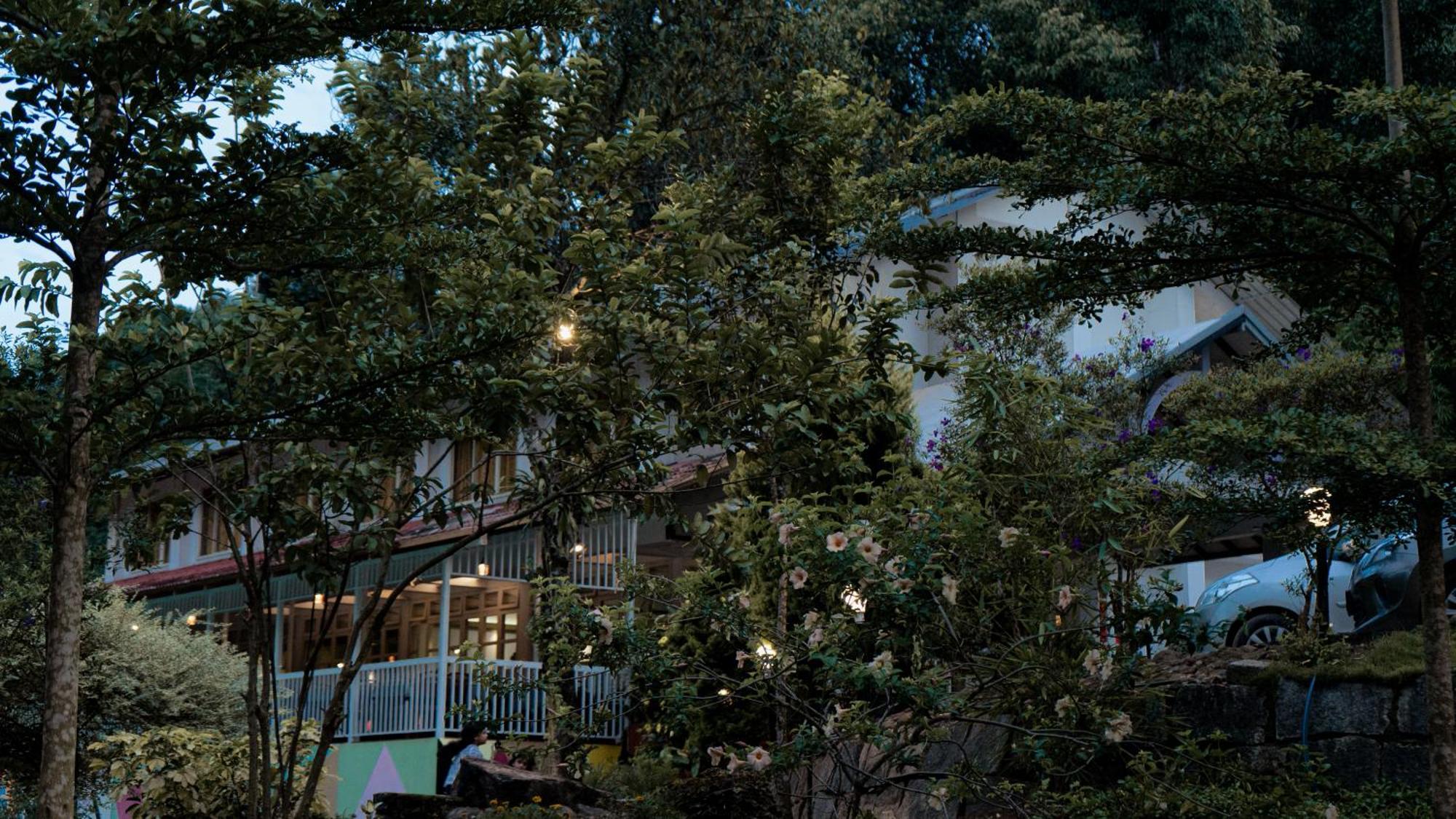 Vythiri Holiday Resort, Wayanad Exterior foto