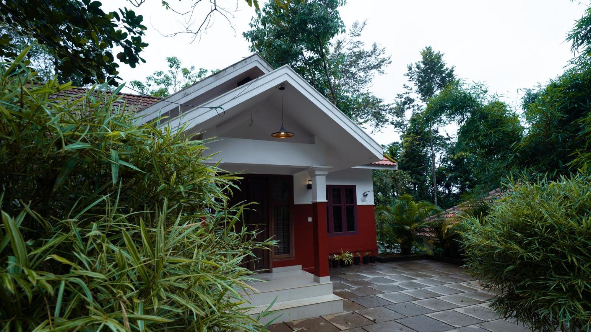 Vythiri Holiday Resort, Wayanad Exterior foto